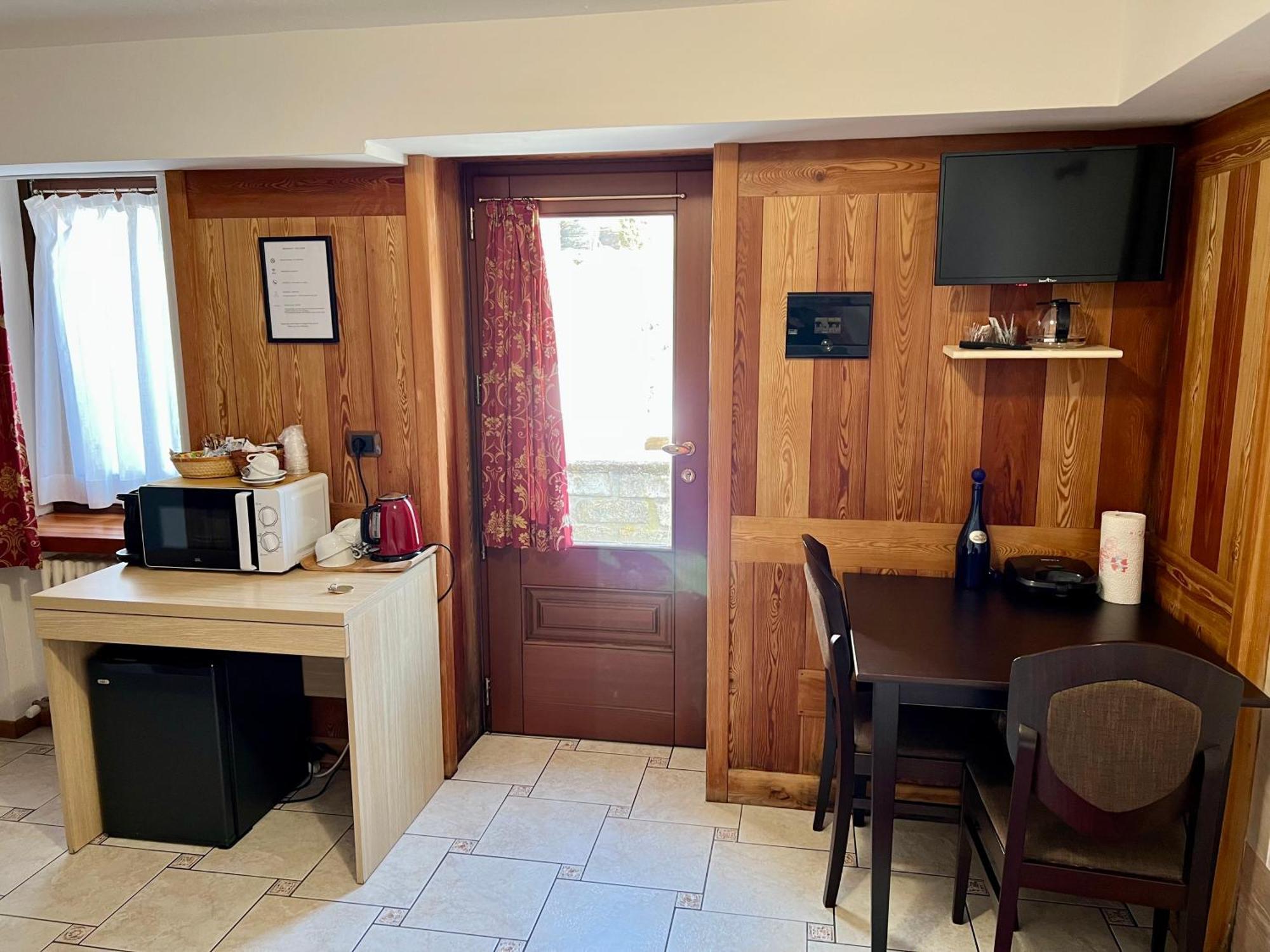 Affittacamere Buenavista Guest House Champoluc Luaran gambar