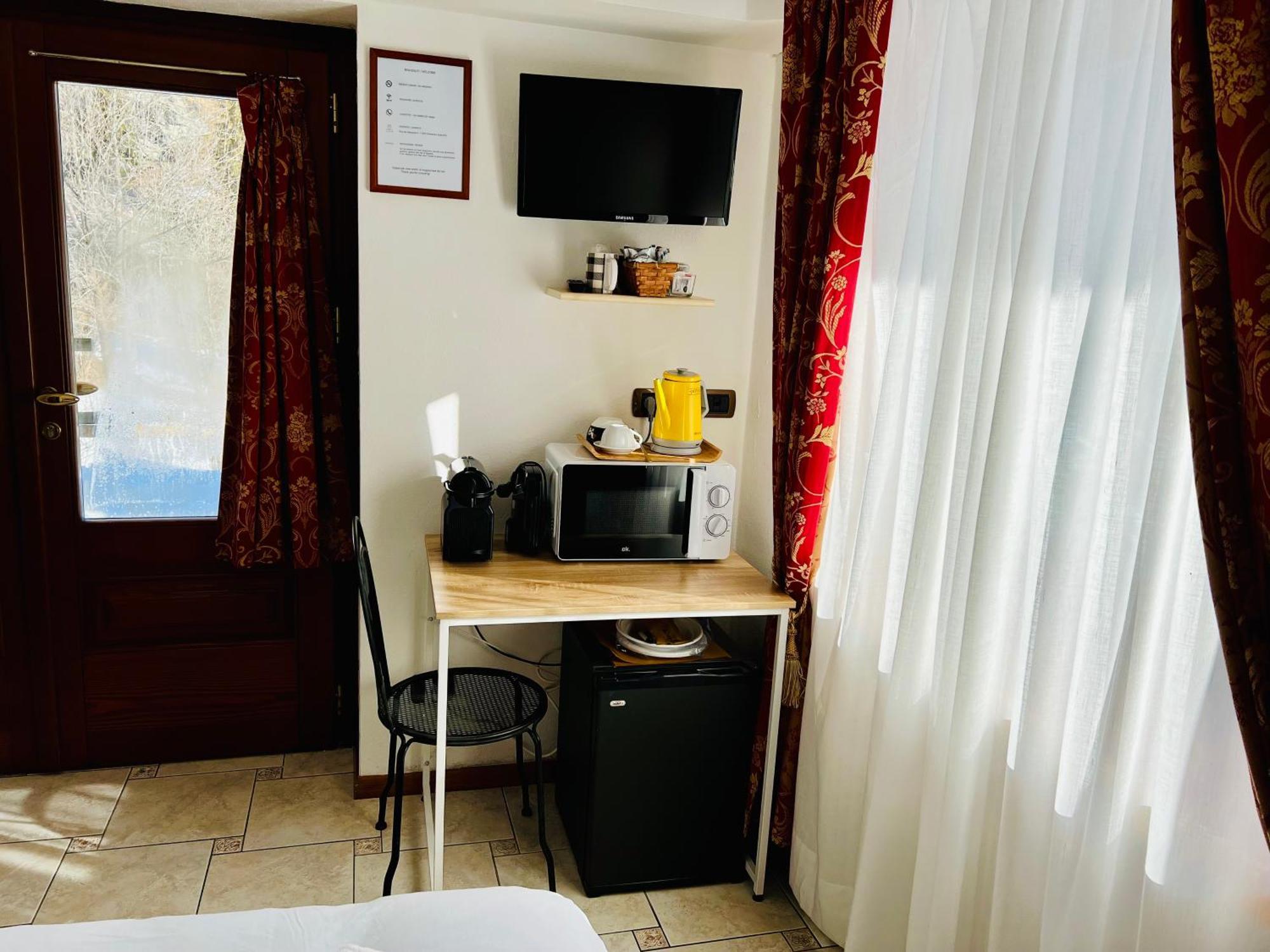 Affittacamere Buenavista Guest House Champoluc Bilik gambar